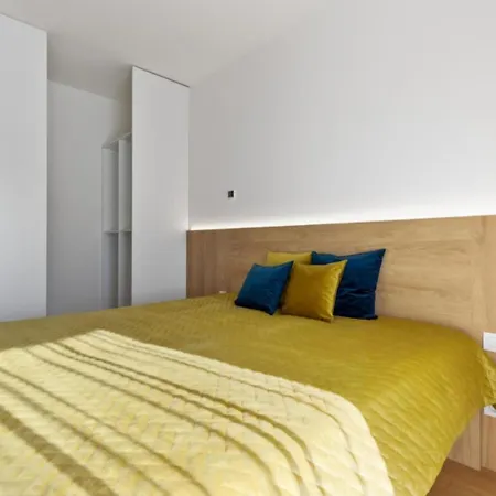 Zwirn Stylish With Parking Appartement *